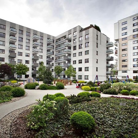 Airport Okecie Klobucka P&O Serviced Apartments Varsovia Exterior foto