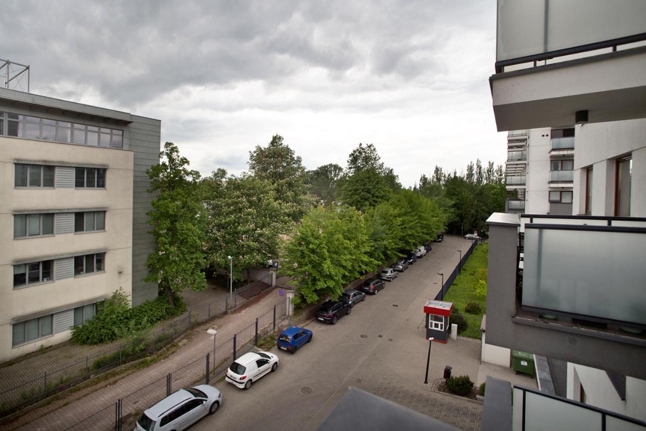Airport Okecie Klobucka P&O Serviced Apartments Varsovia Exterior foto
